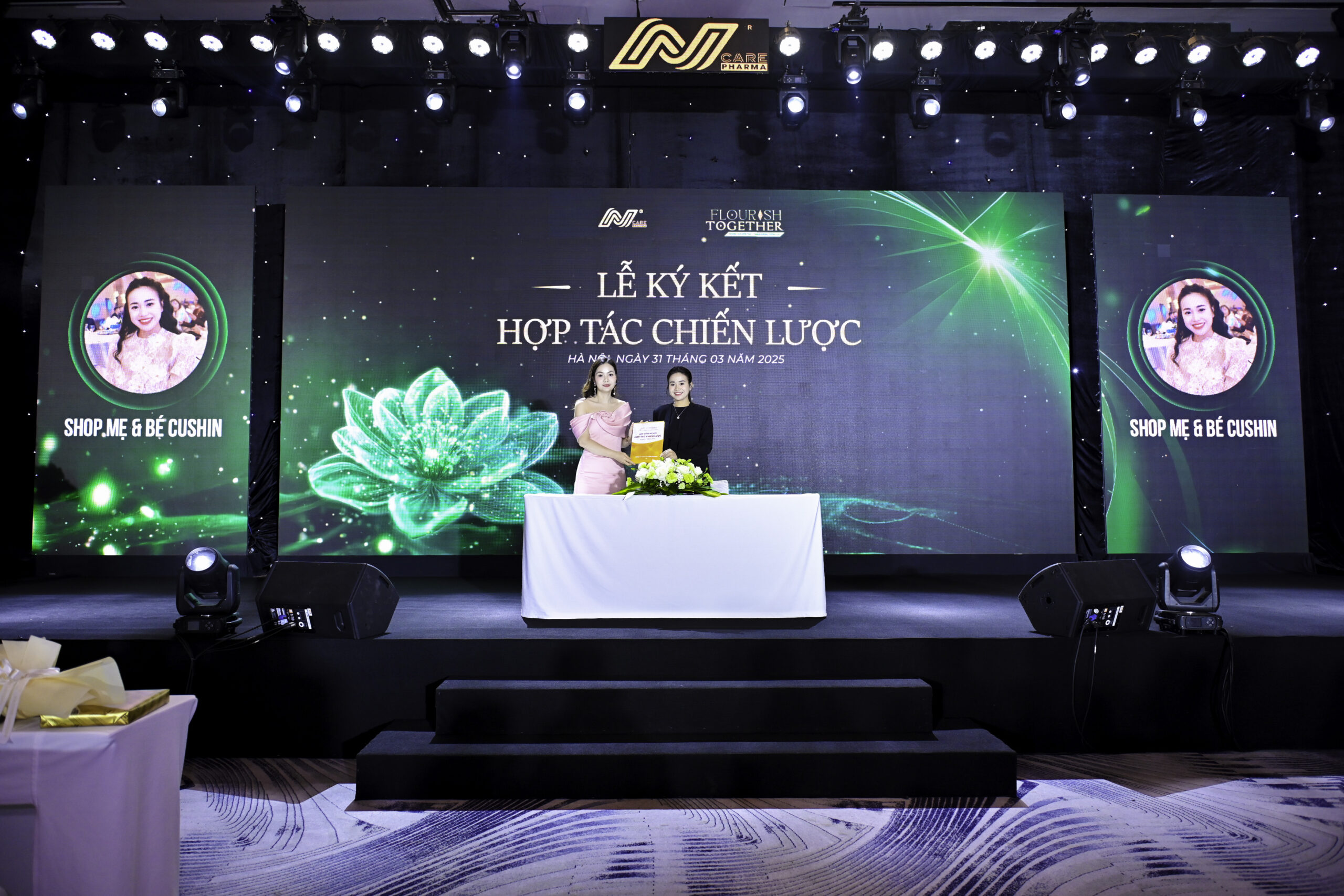 CEO AN Care Pharma cùng đại diện shop Mẹ & Bé CuShin