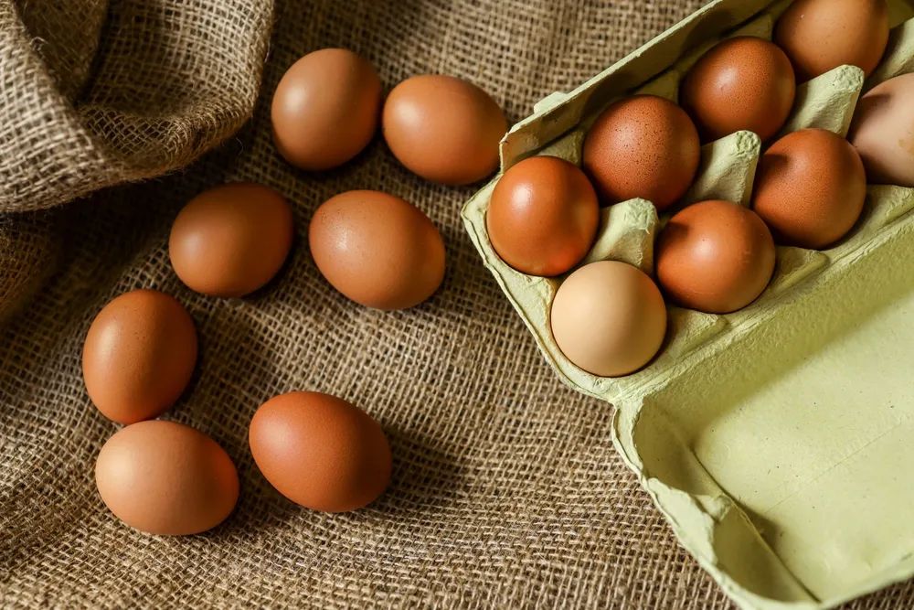 Cholesterol từ trứng không trực tiếp làm tăng mỡ máu như nhiều người nghĩ.